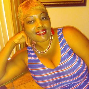 Meet your Posher, Sharon